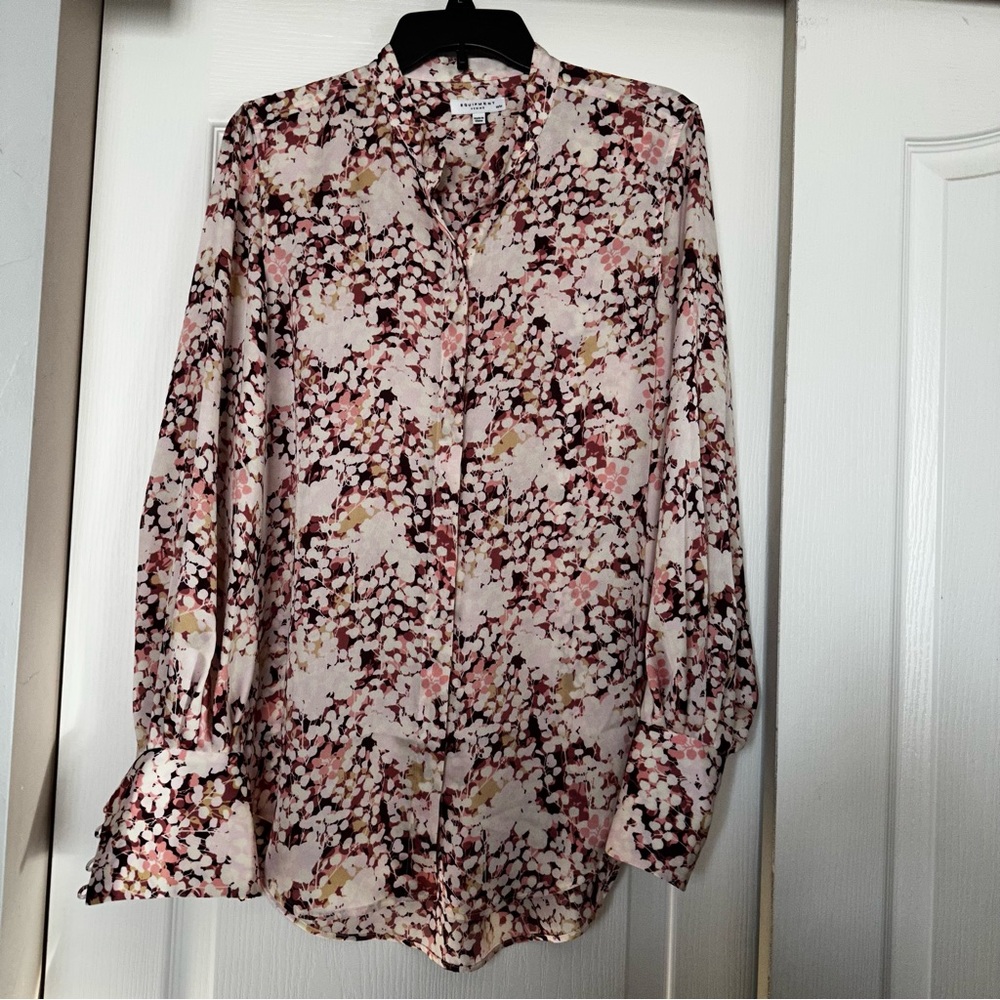 NWOT Equipment Long sleeve white and pink print blouse size m